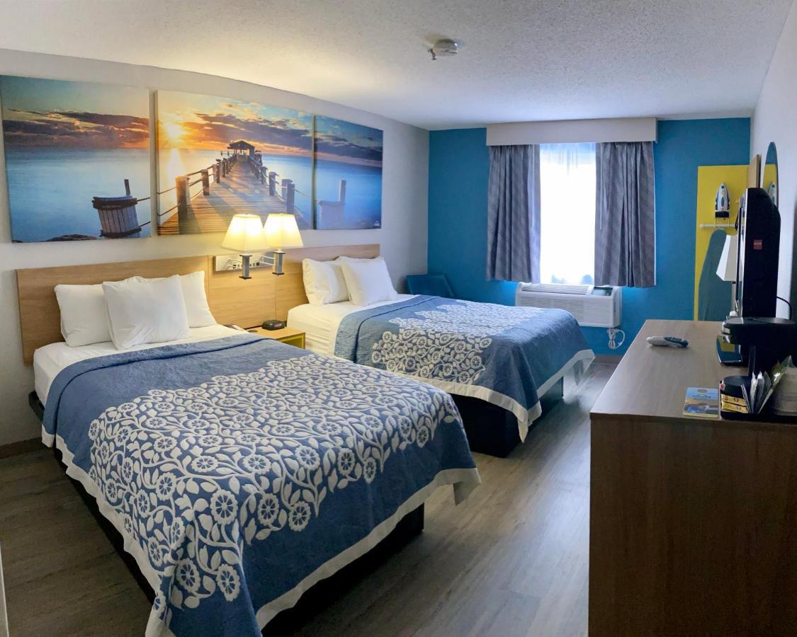 Days Inn By Wyndham Brunswick Bath Area Eksteriør billede